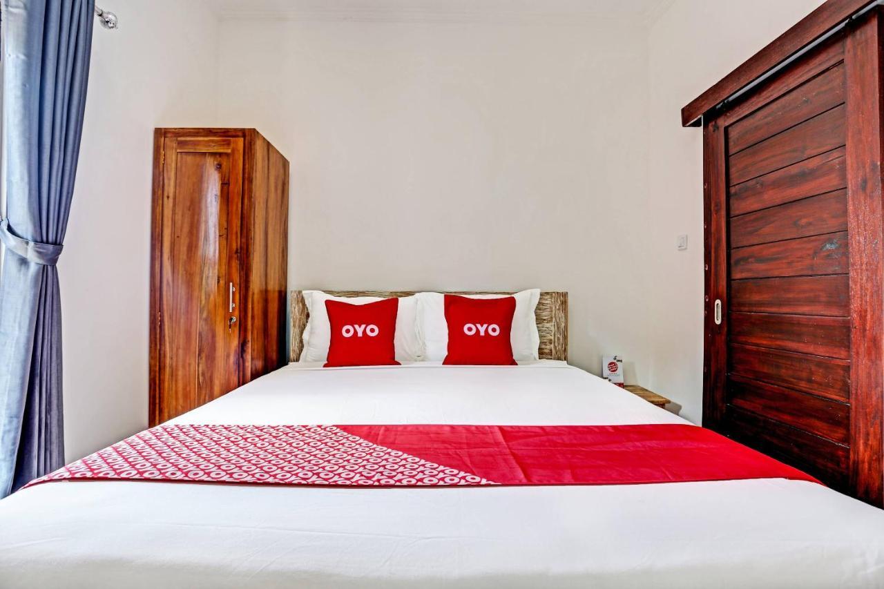 Oyo 91080 Kubu D&D Guesthouse Seminyak  Luaran gambar
